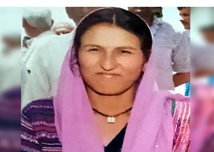 शादी की खुशियां मातम में बदलीं, नाच-गा रही महिला की थमी सांसें...3 बच्चों के सिर से उठा मां का साया